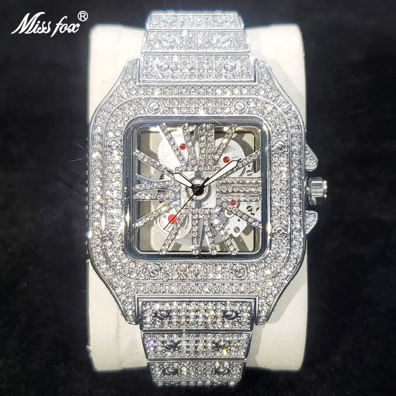 RedBox Hollow Quartz Wristwatch Classic Design
