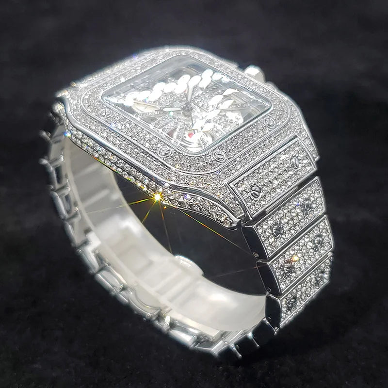 RedBox Hollow Quartz Wristwatch Classic Design
